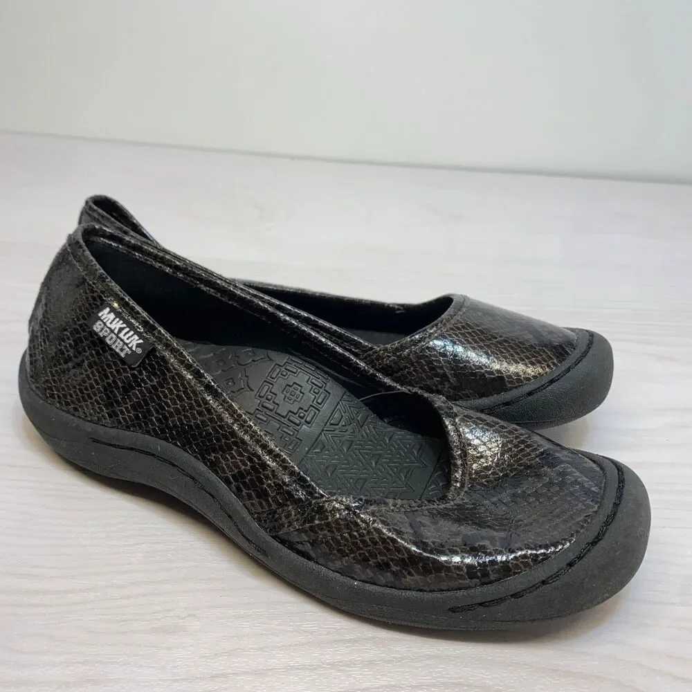 Muk Luk Sport Shoes Womens 9 Brown Black Snake Slip On Comfort Loafers